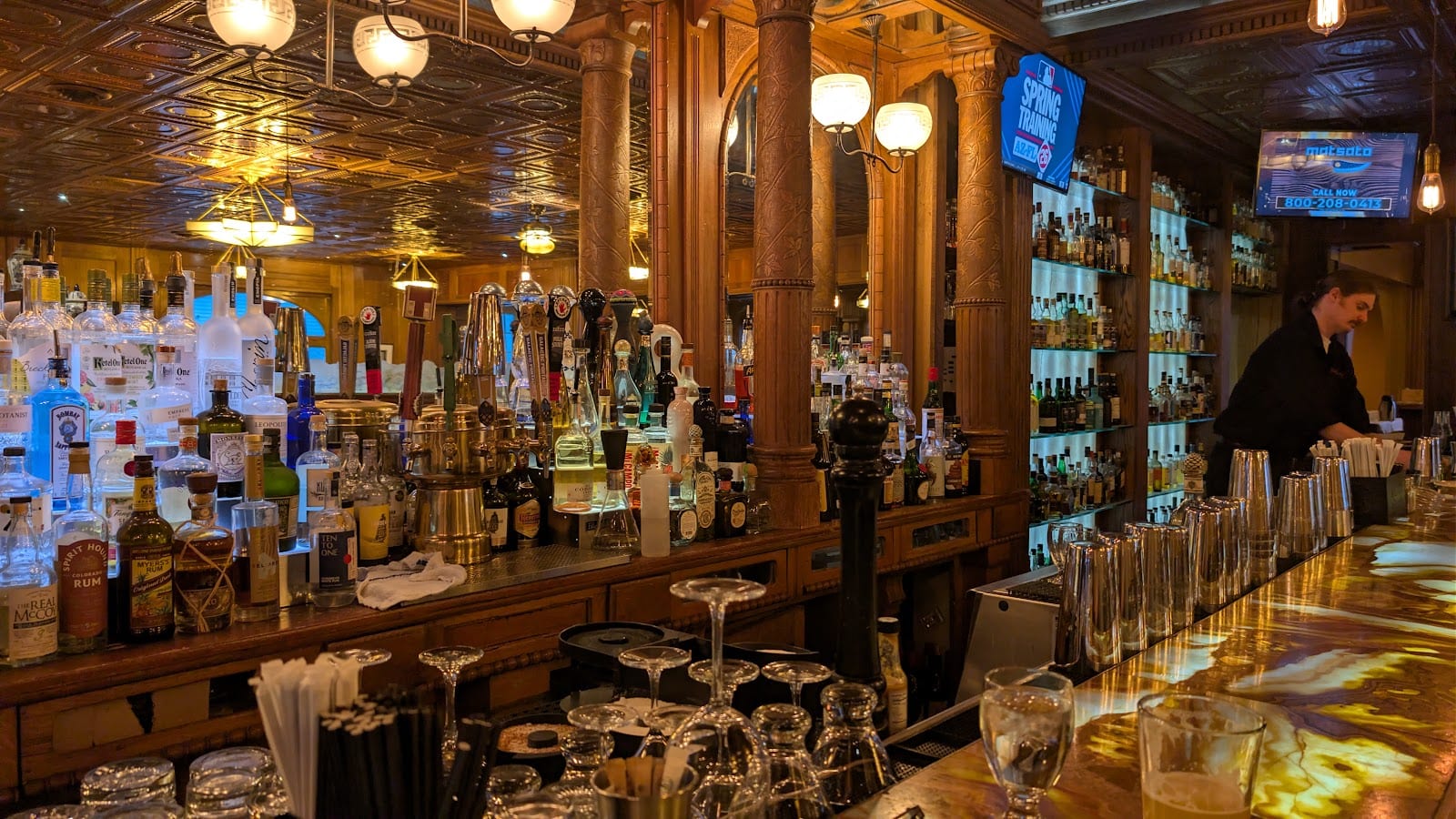 The Whiskey Bar At The Cascades Restaurant