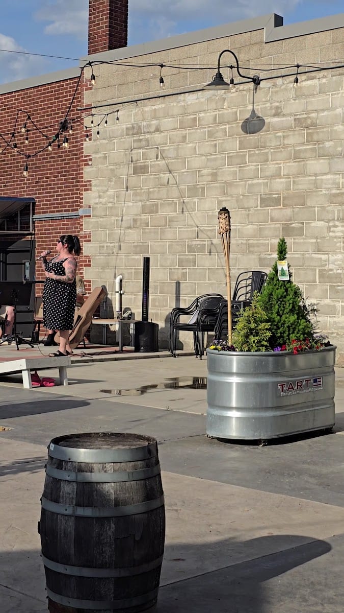 The Compound: Papi's Pizza & Brixton Barbecue, photo 3