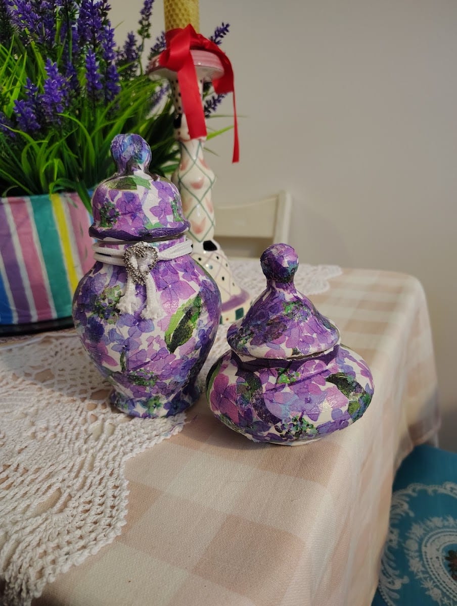 Chic Poppy Art Studio