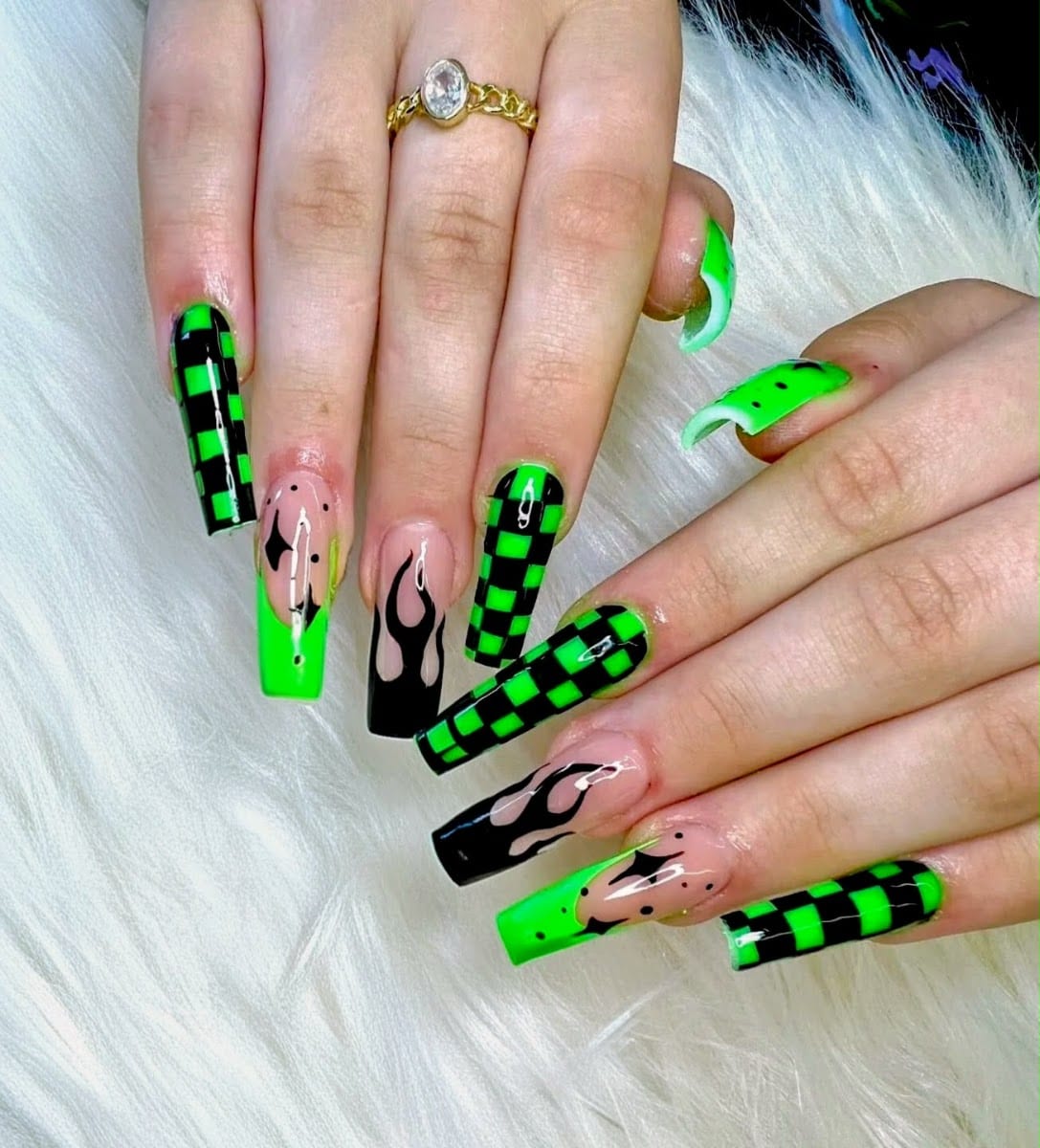 Expo Nails & Spa