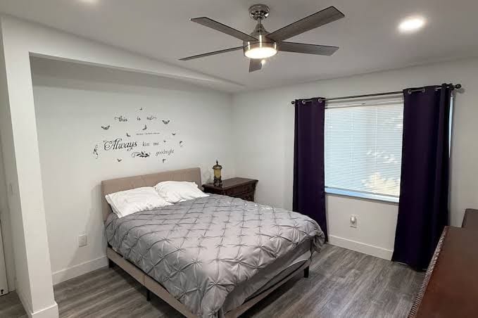 Waterfront Fun & Mini Golf, Heated Salt Water Pool & Game Room, photo 4