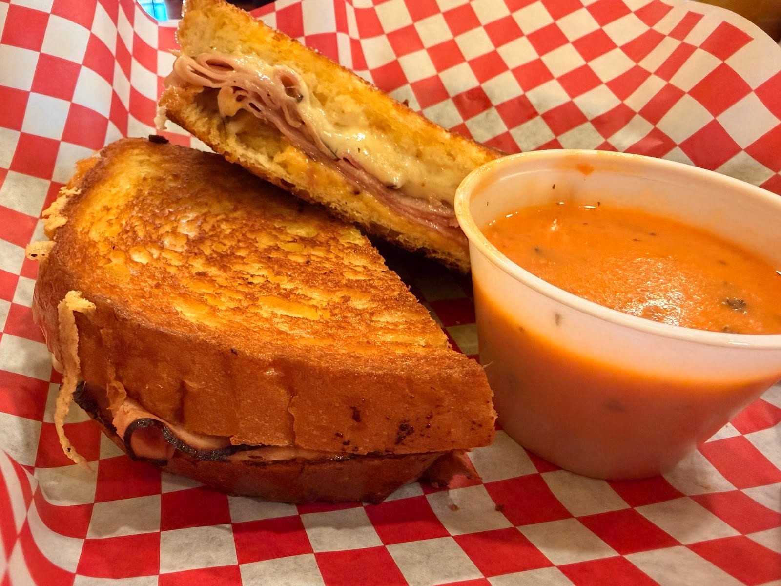 Cheddars Gourmet Grilled Cheese, photo 3