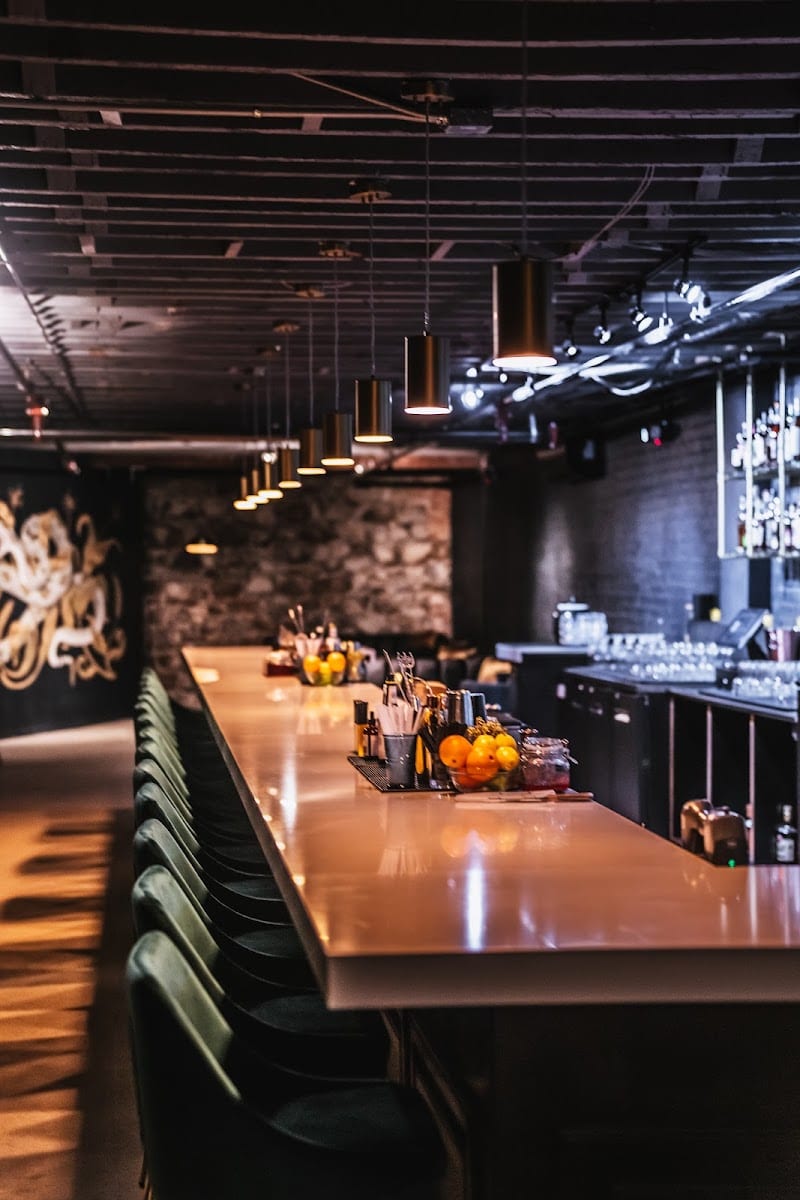 Snake & Barrel, photo 3