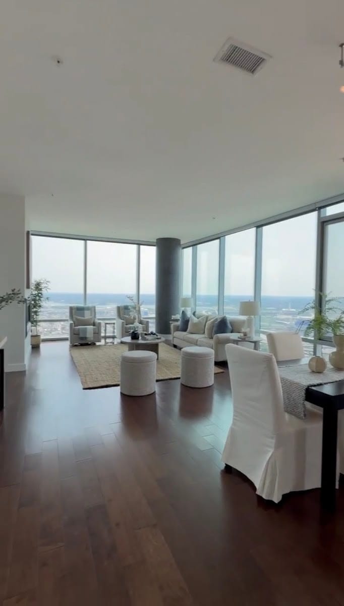 Wall to Wall Home Staging