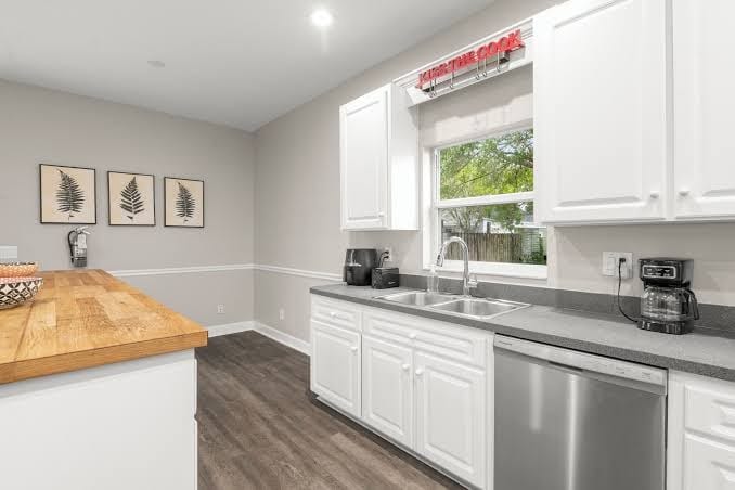 Heart of Hyde Park Home Near Hyde Park Village, Convention, Hospital & Downtown!