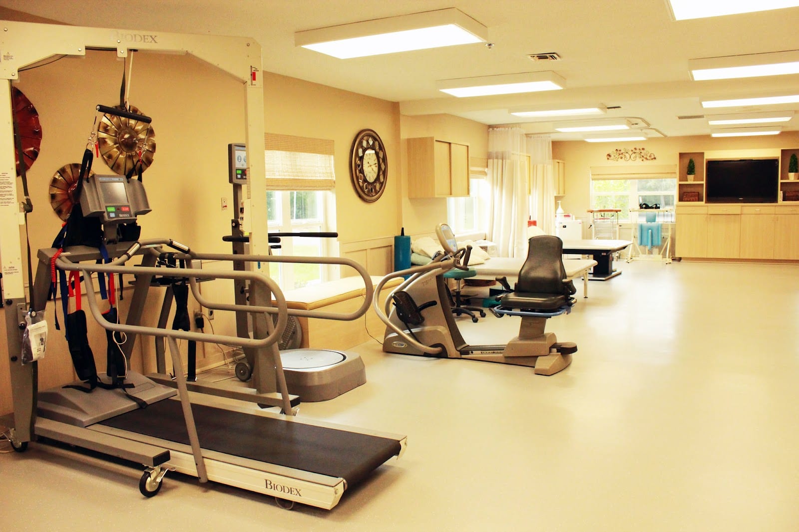 Sunset Lake Health and Rehabilitation Center, photo 4