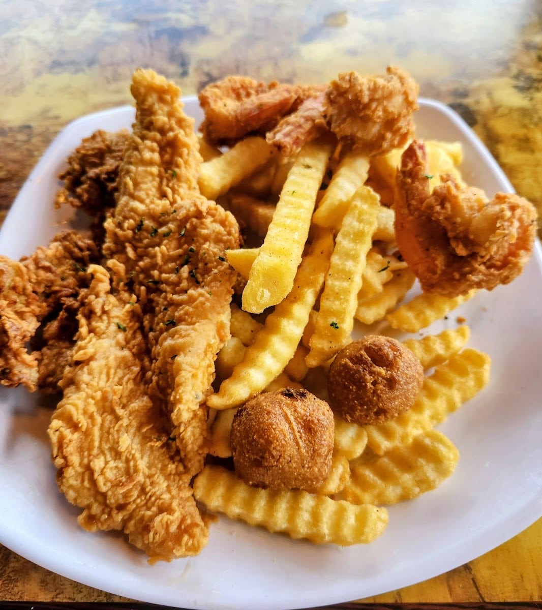 Manvel Seafood & Grill, photo 2