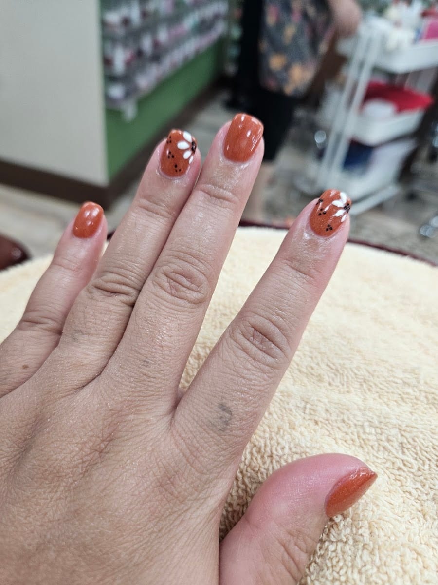 ULTRA Nail Spa
