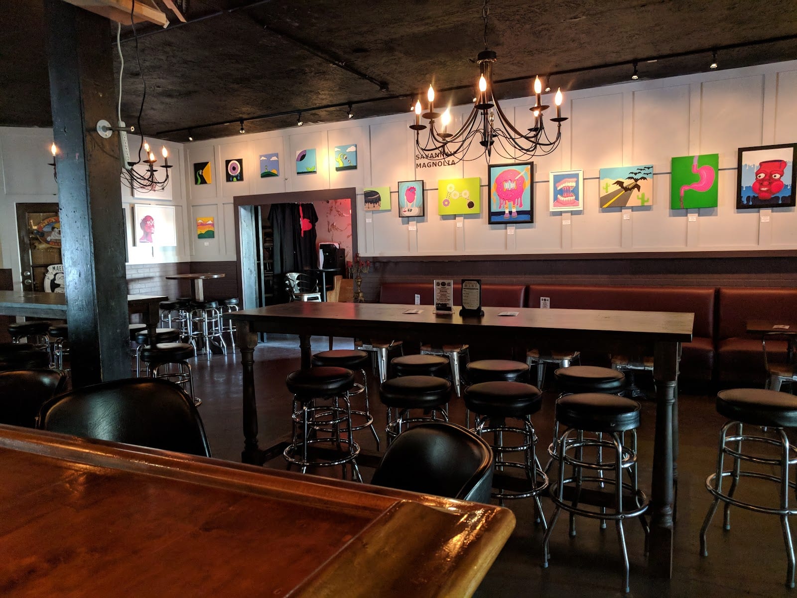 Growler's Pub