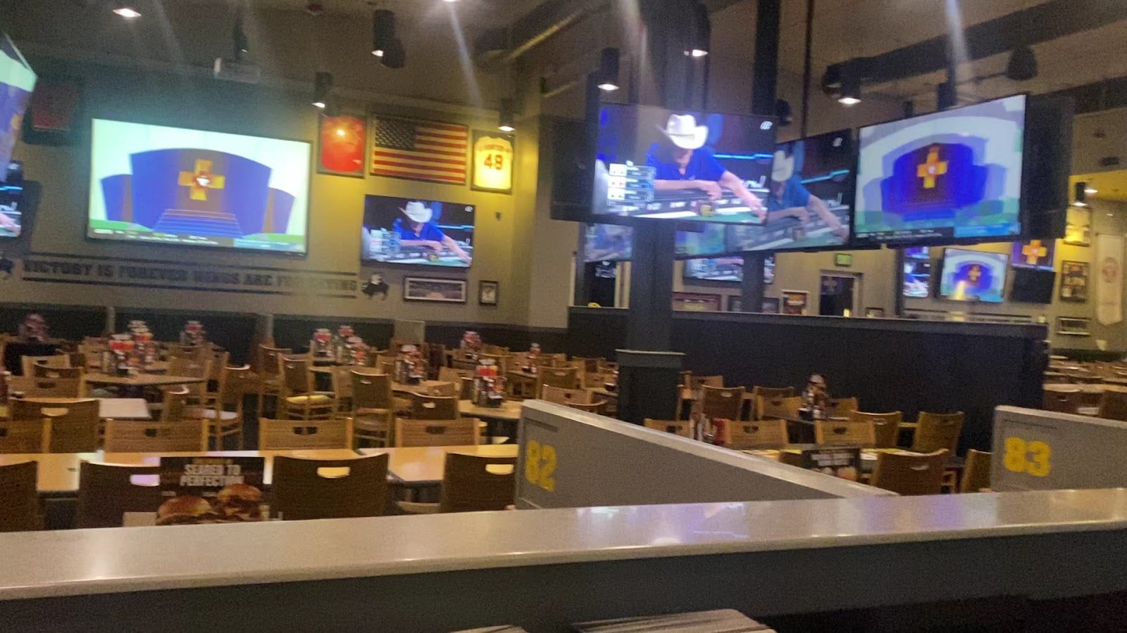 Buffalo Wild Wings, photo 3