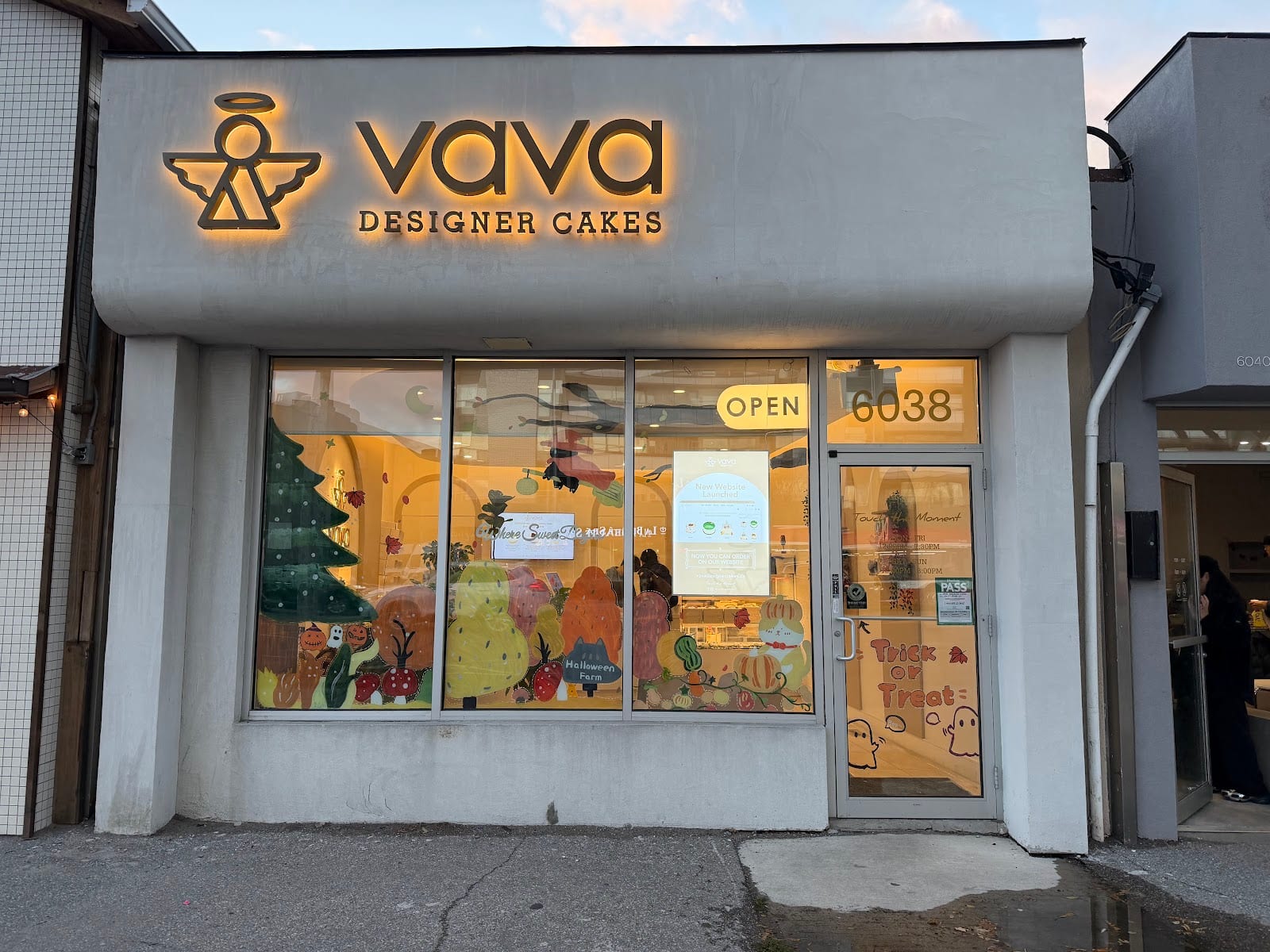 Vava Designer Cakes North York, photo 2
