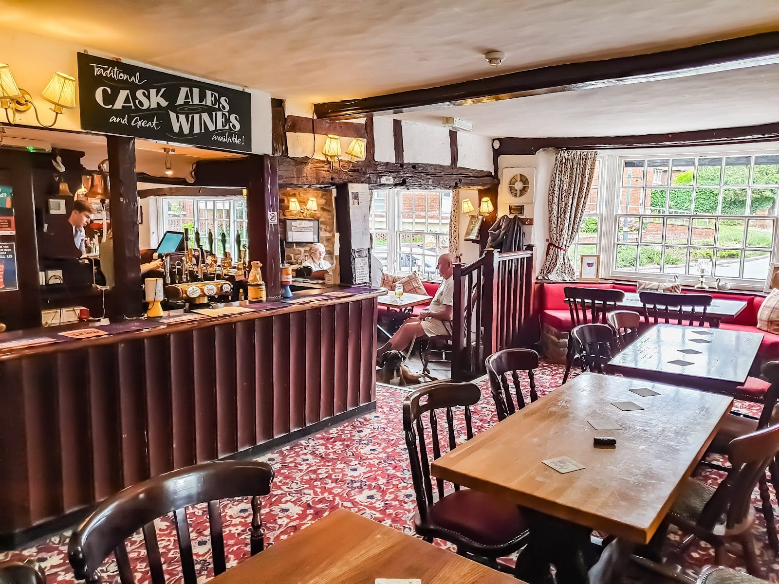 The Swan, photo 2