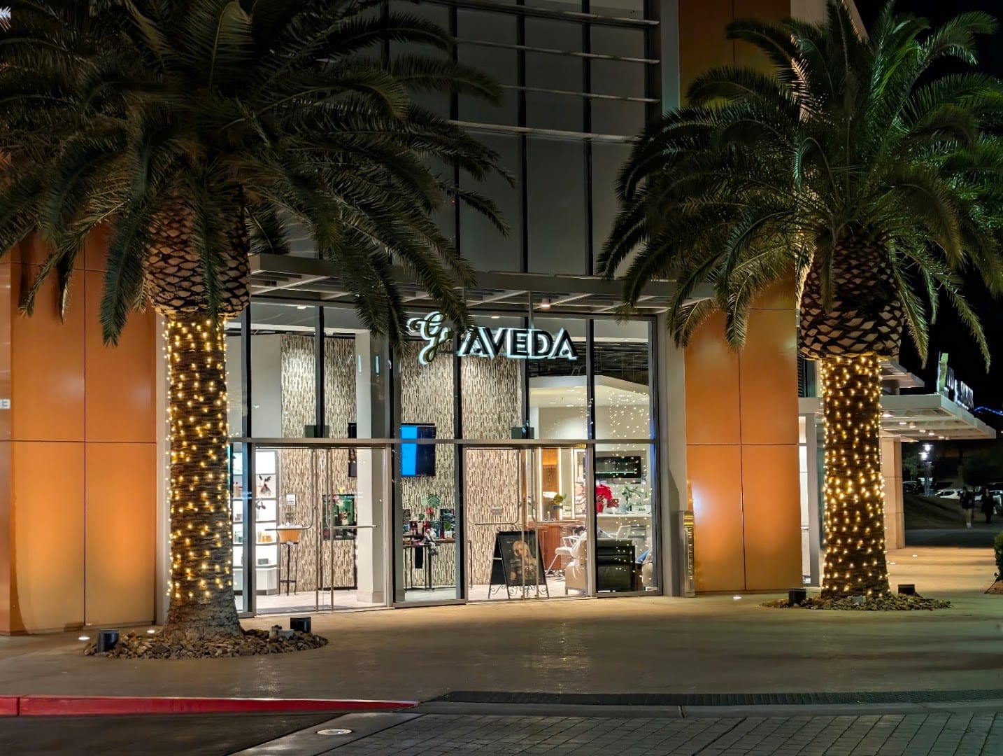 g Aveda Salon & Spa Downtown Summerlin