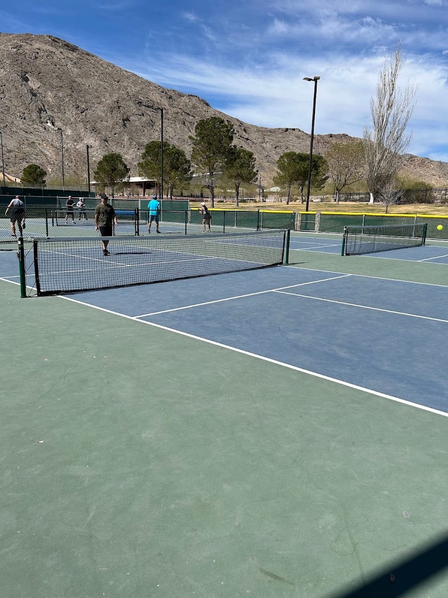 Lone Mountain Park Pickleball courts
