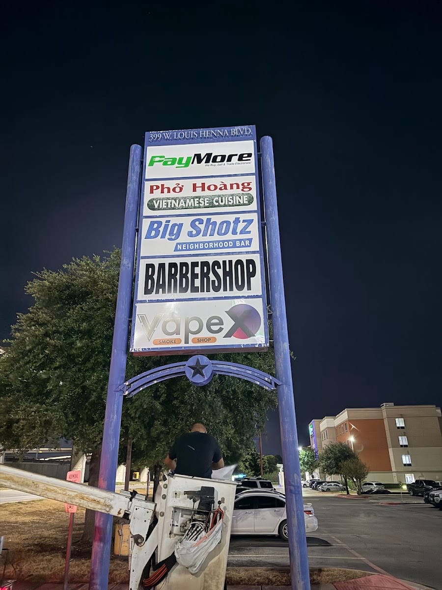 Blades to Fades Studio, photo 4