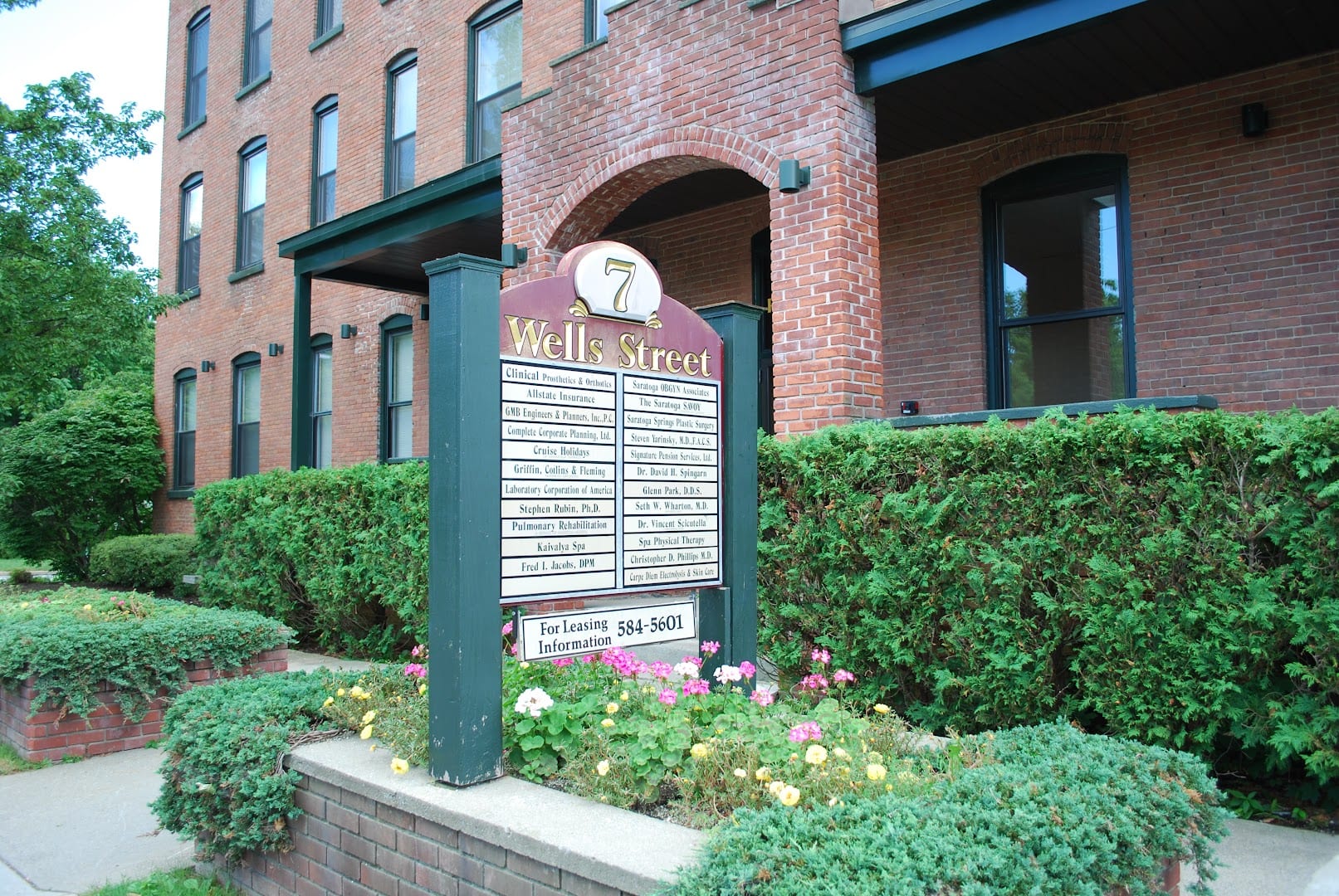 Saratoga Springs Plastic Surgery - Dimitri Koumanis, MD, photo 4