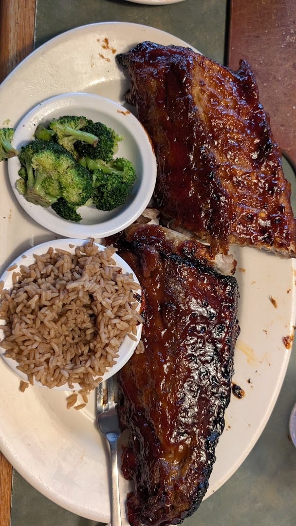 Finley's Grill & Smokehouse, photo 4