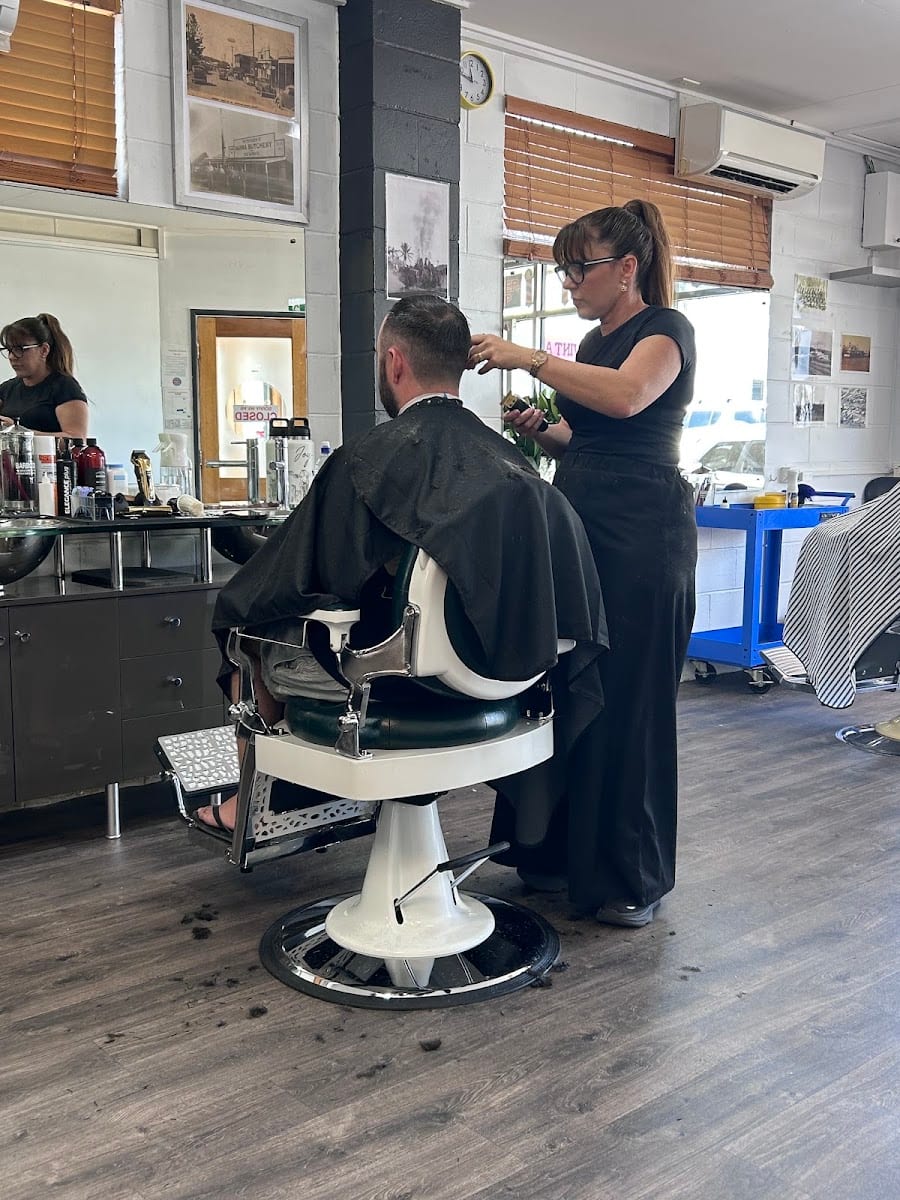 Pacey's Barbershop