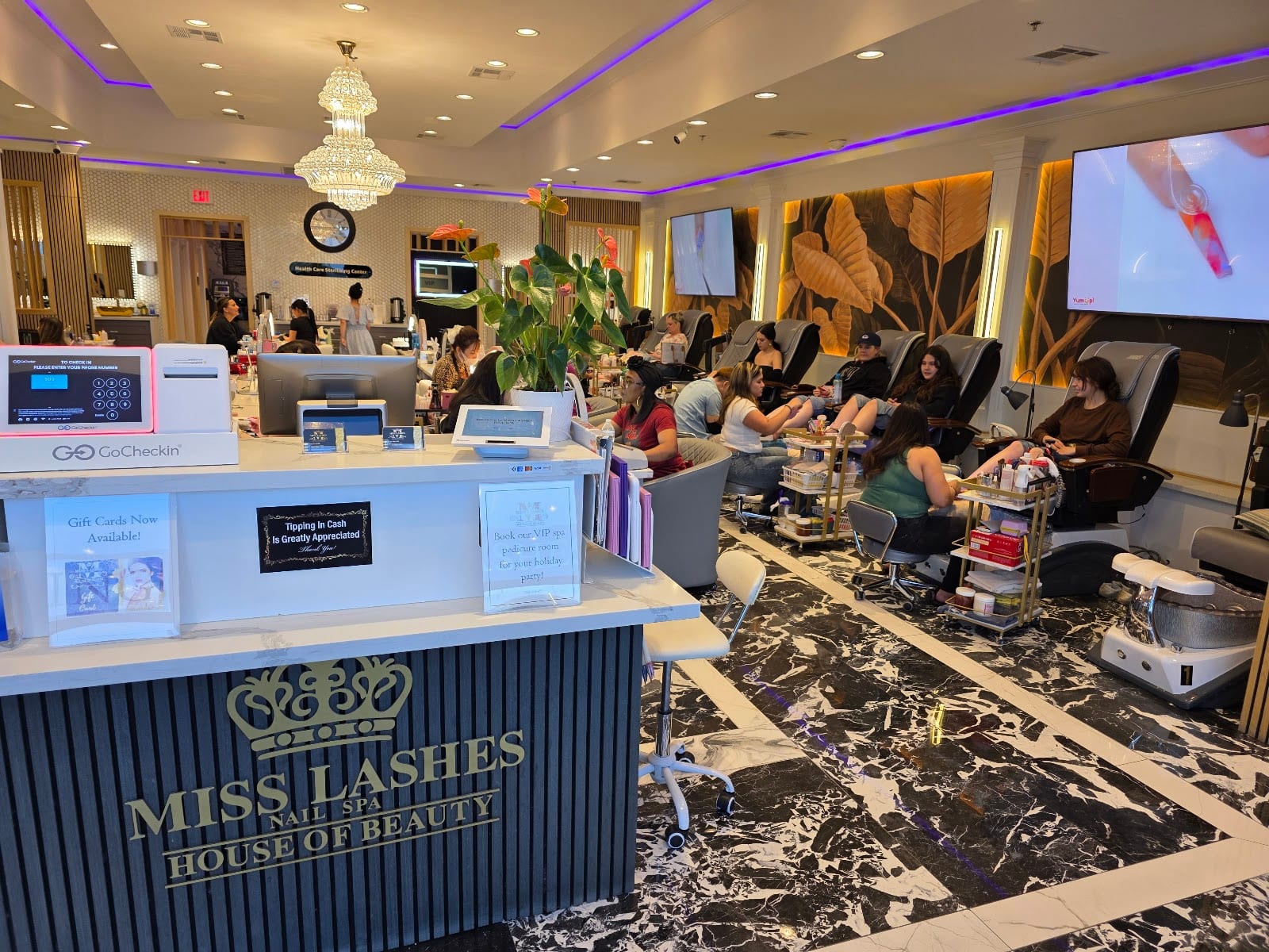 Miss Lashes Nail Spa, photo 2