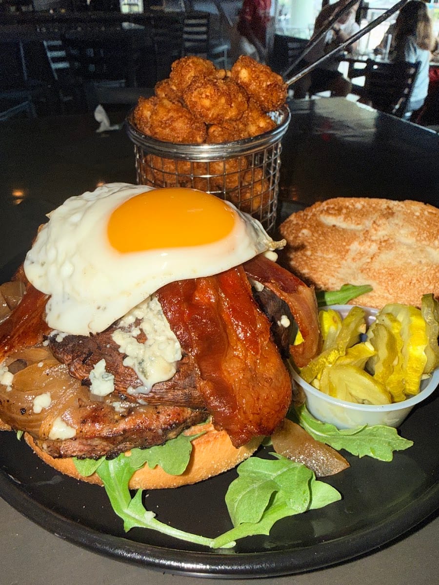 The Fat Rabbit Pub, photo 4