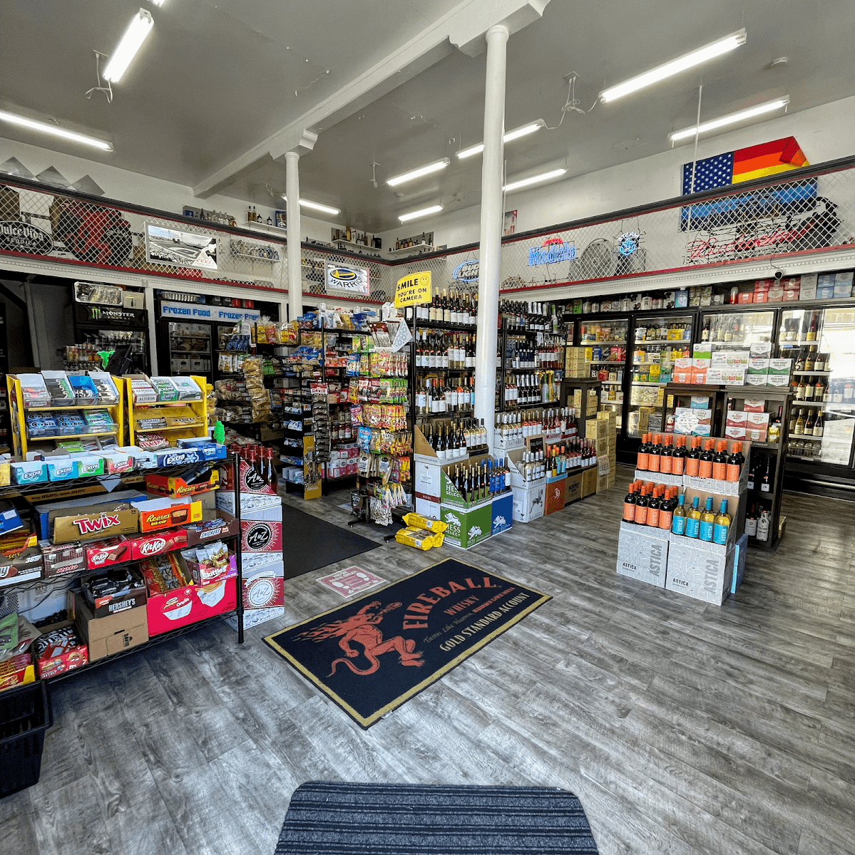 Eureka Market & Deli, photo 3