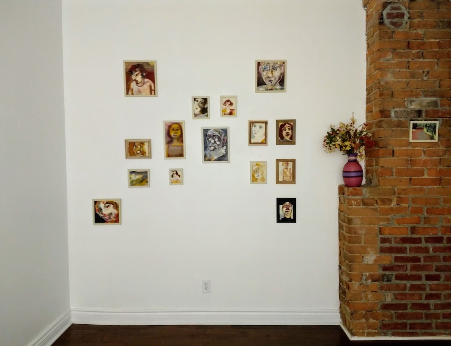 Mark Christopher Gallery, photo 2