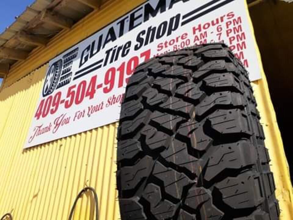 Guatemala tire shop, photo 2