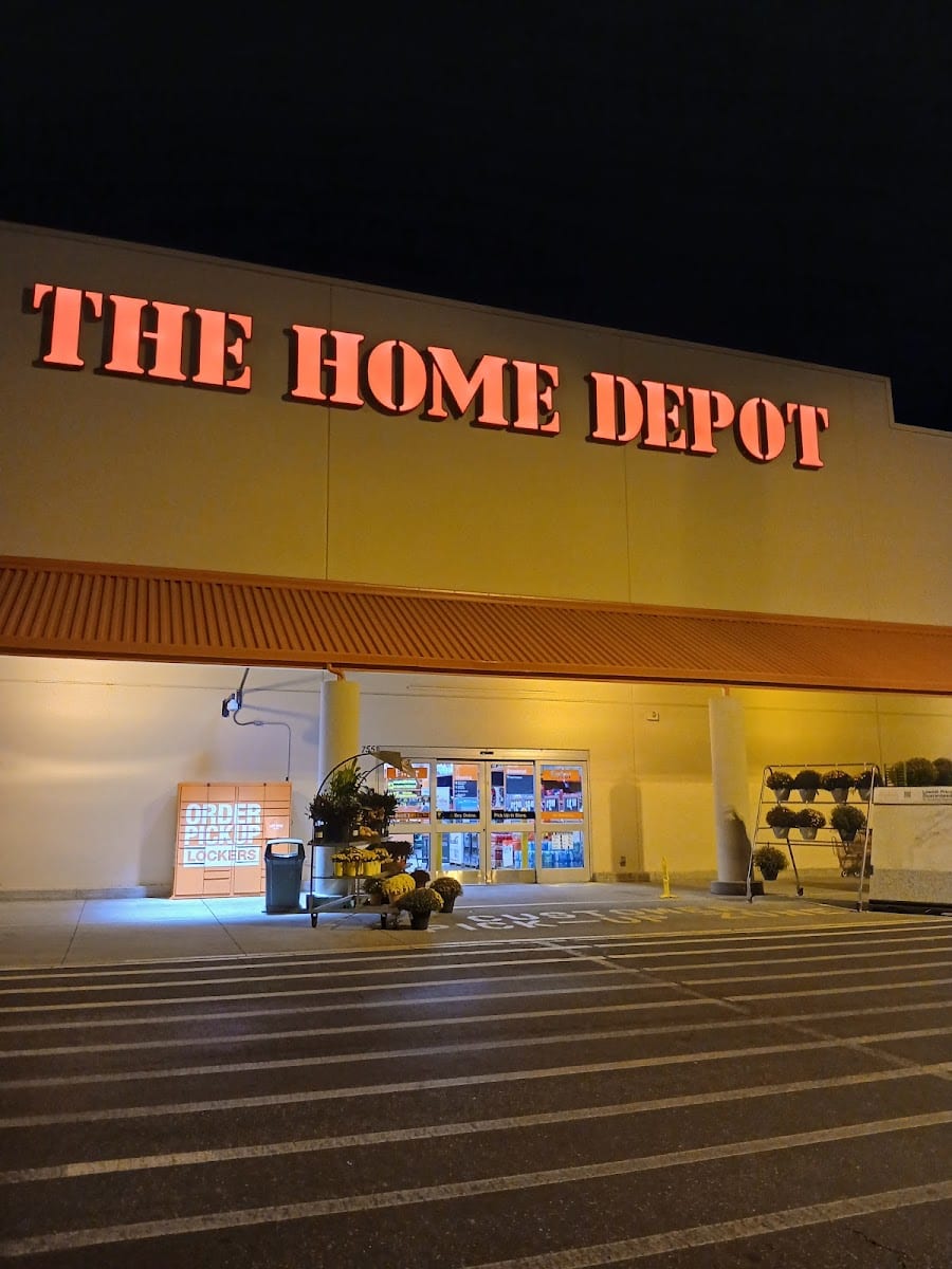 The Home Depot, photo 2
