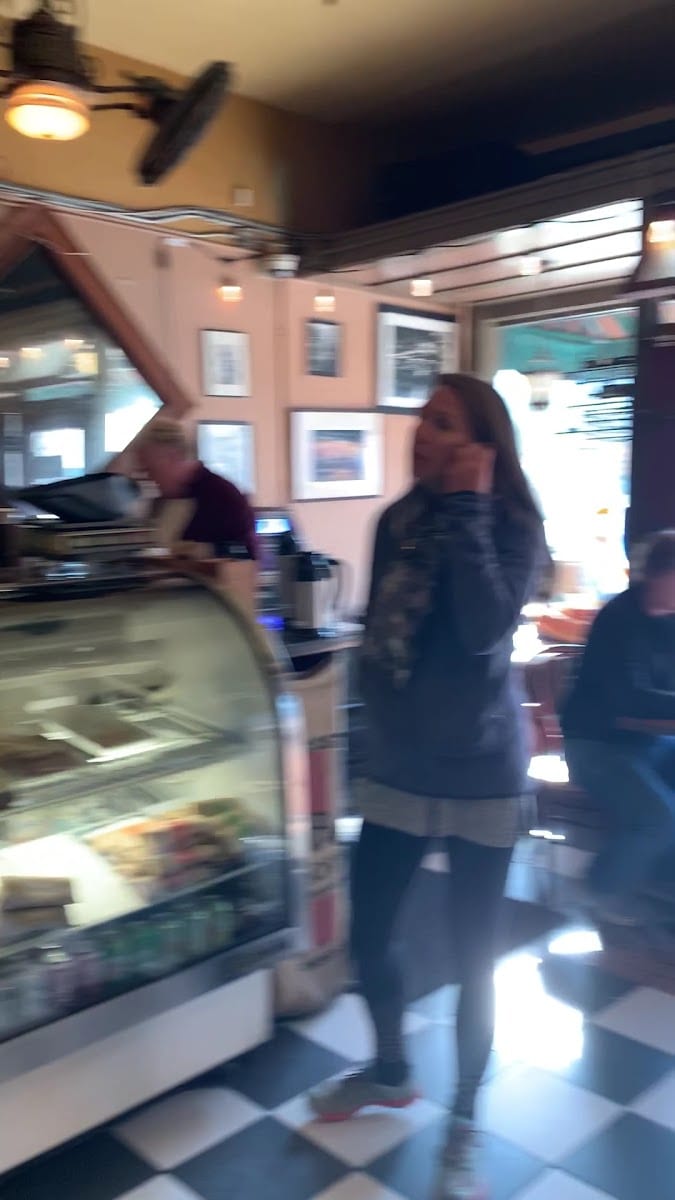 Simple Pleasures Cafe, photo 2