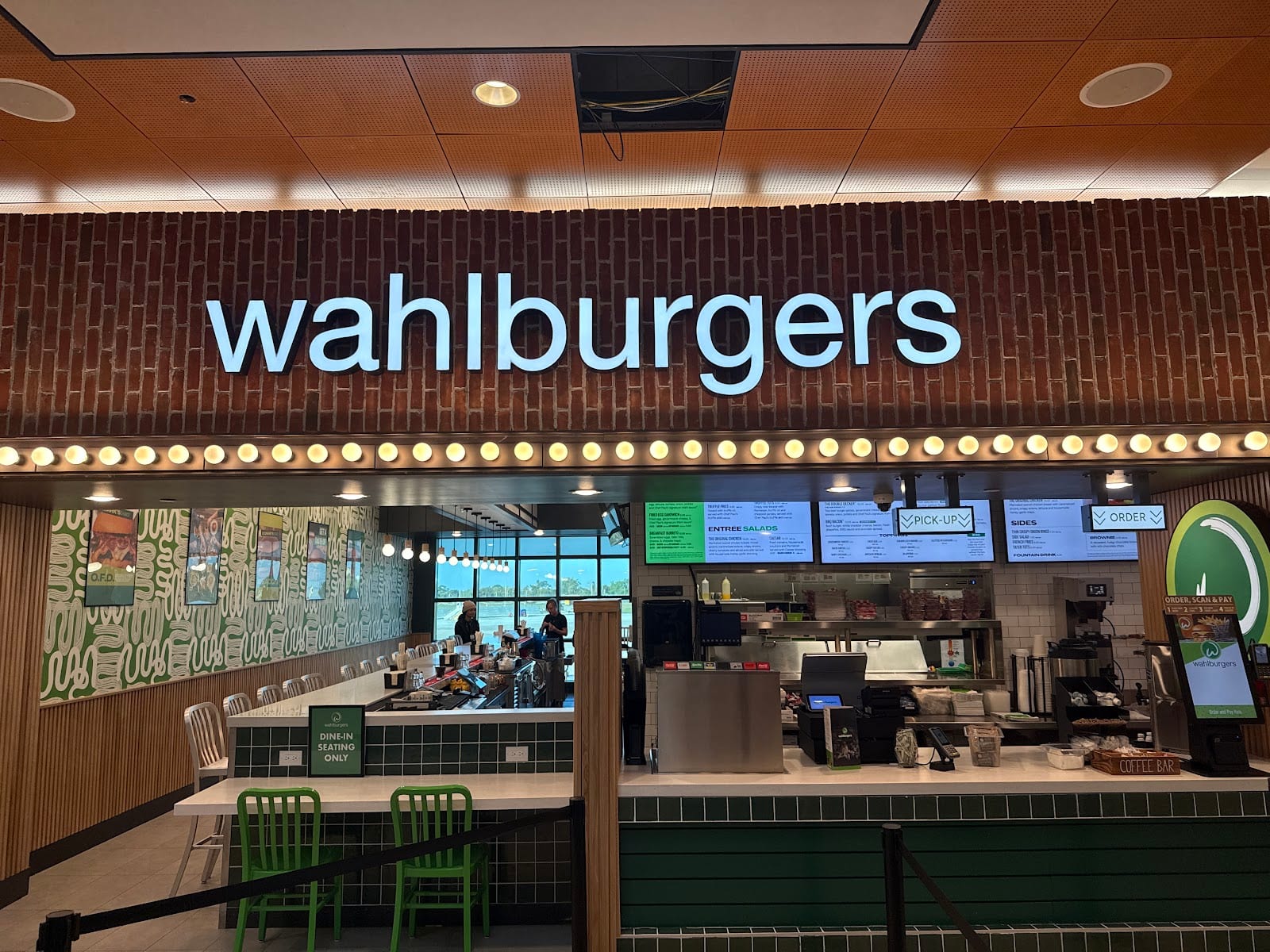 Wahlburgers