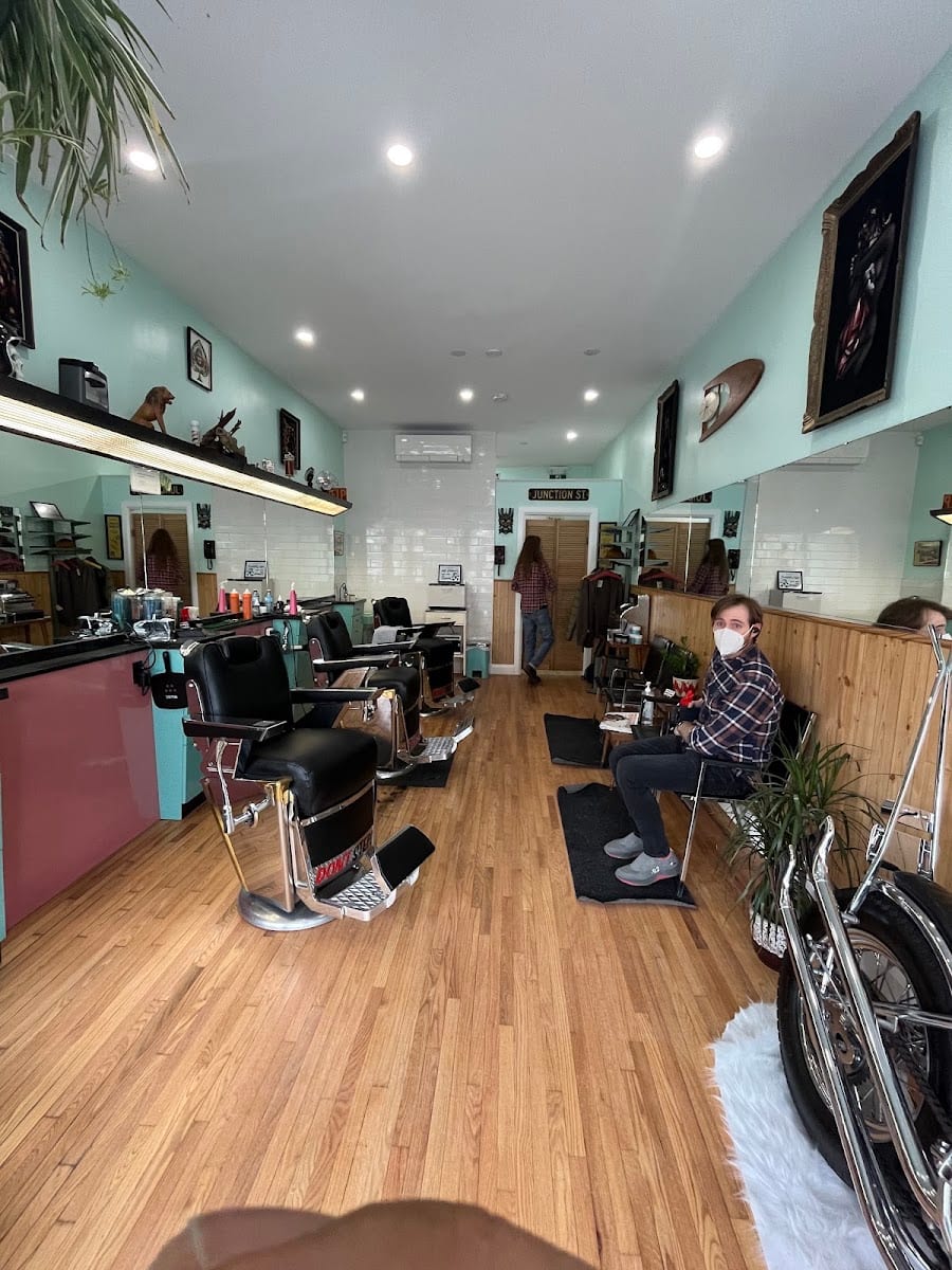 Lion's Den Barber Shop