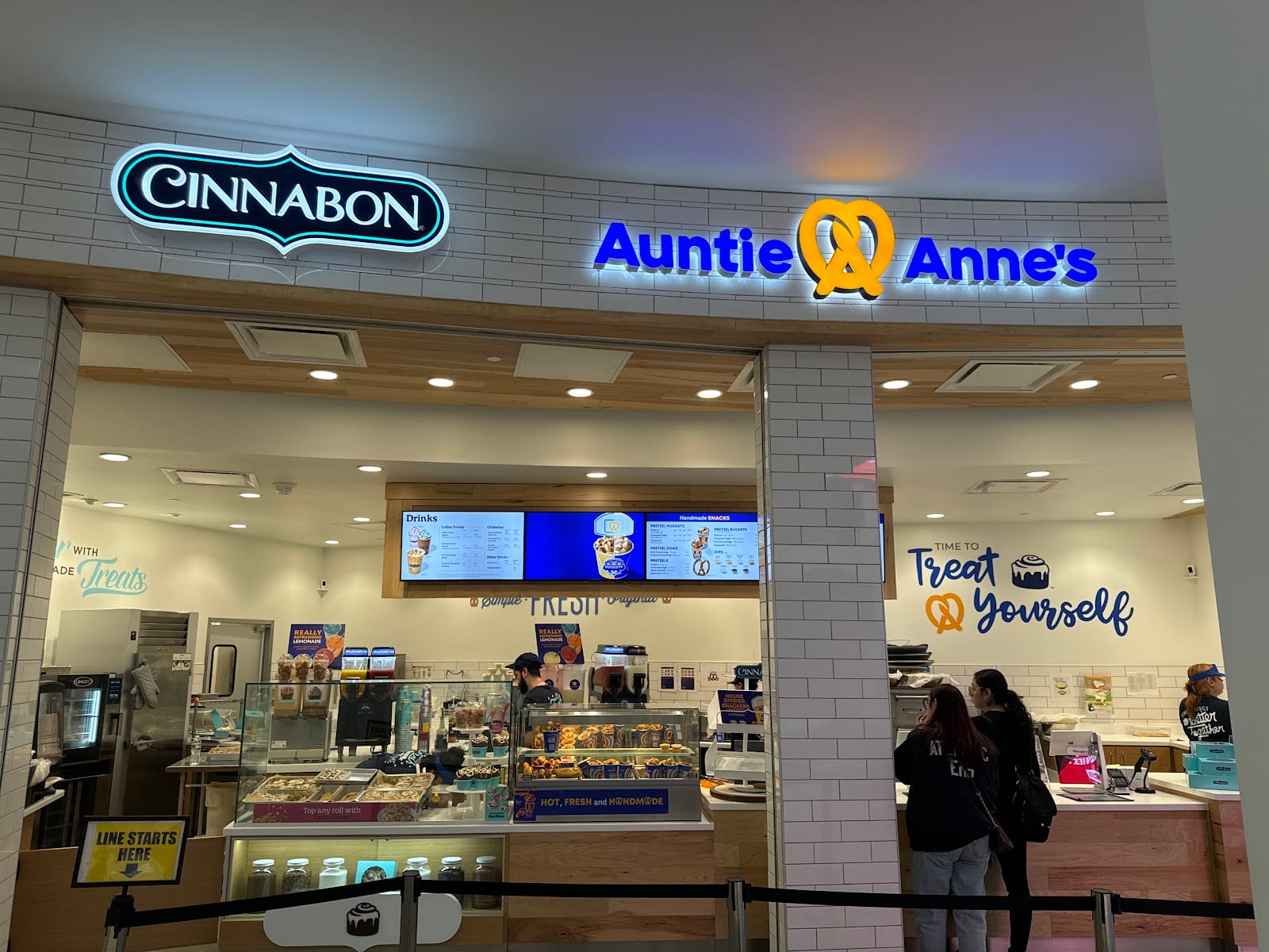 Cinnabon, photo 4