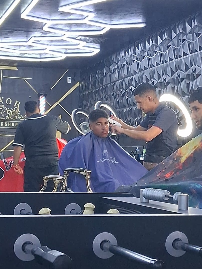 Luxor Barbershop, photo 2