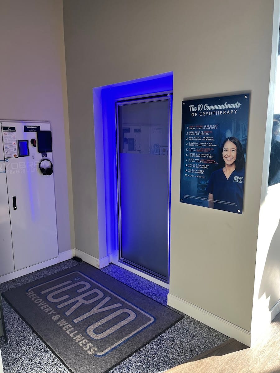 iCRYO Cryotherapy + iV Therapy + Body Sculpting + Red Light Therapy, photo 3