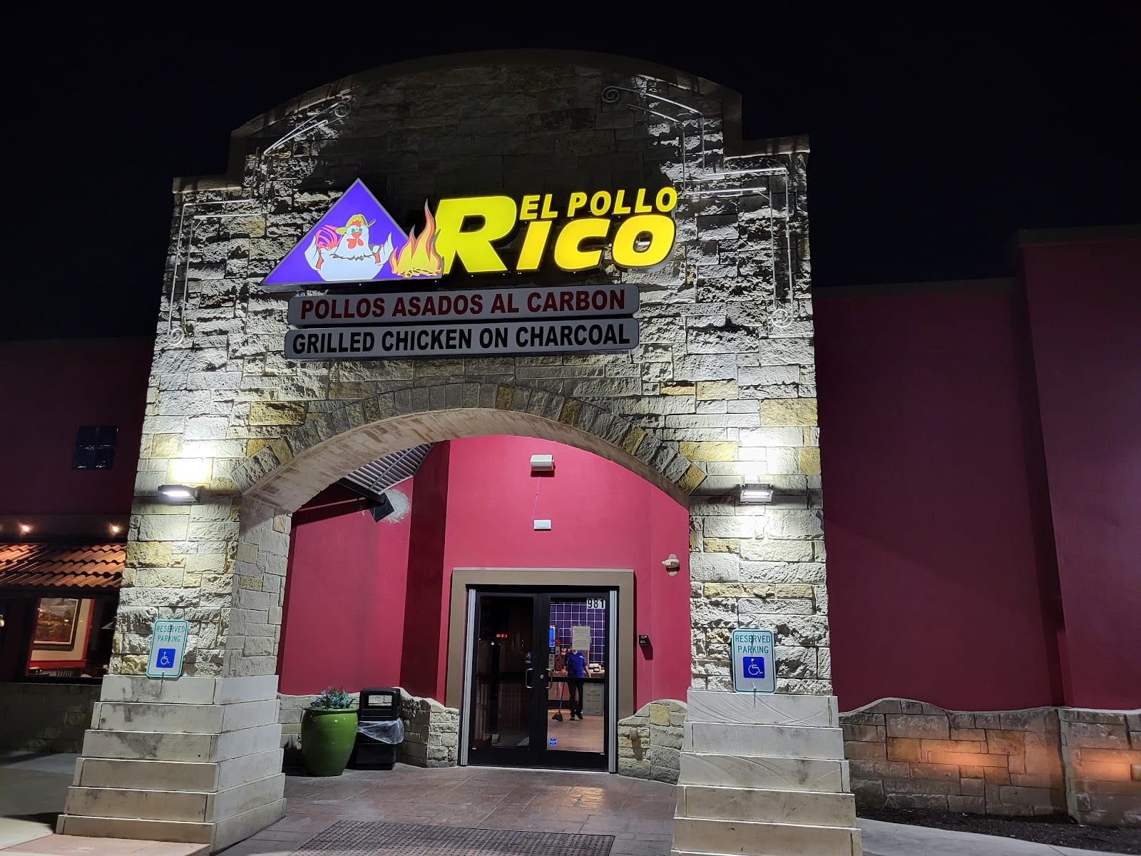 El Pollo Rico