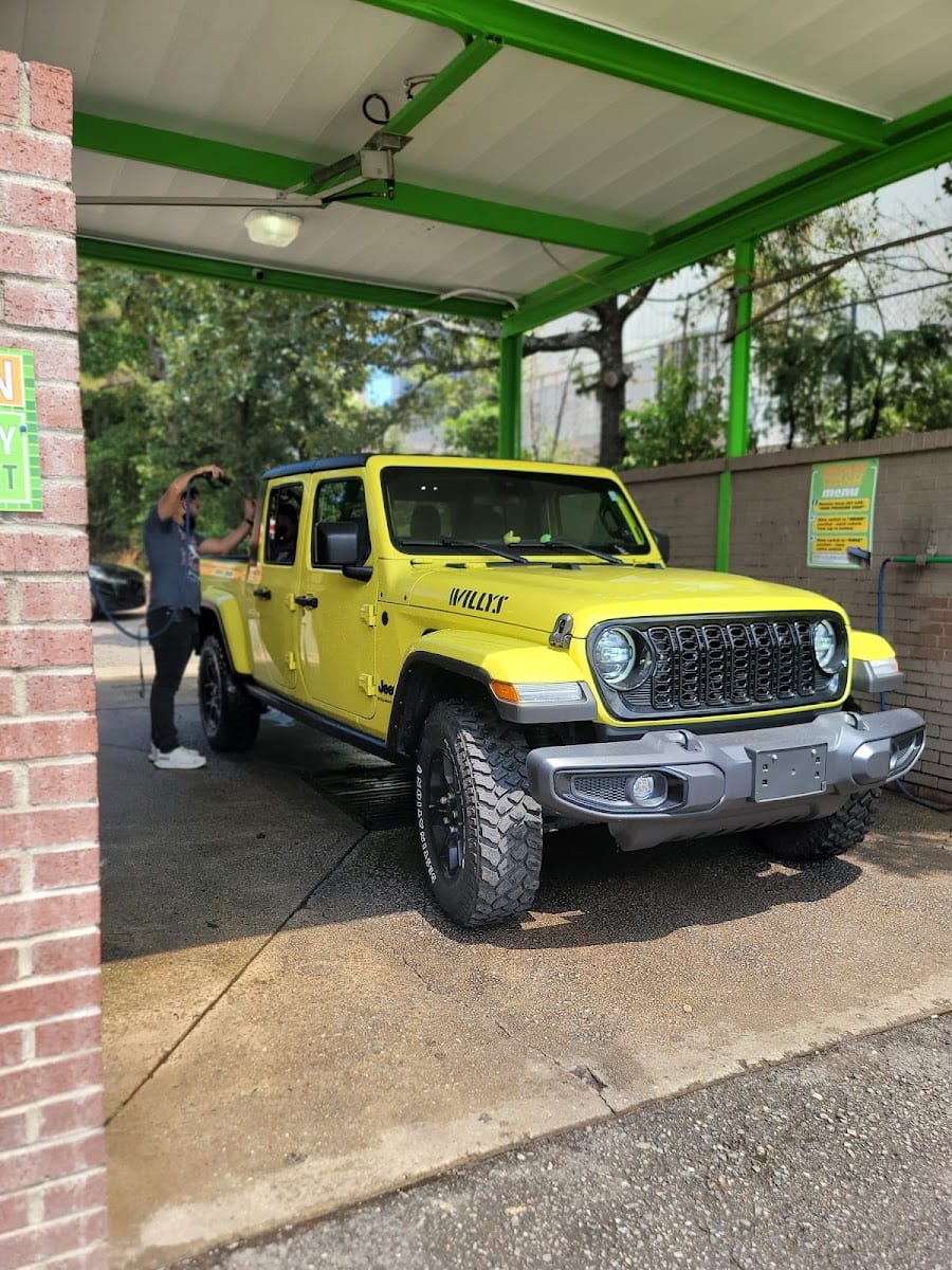 Ramallah Center , Car Wash, photo 2