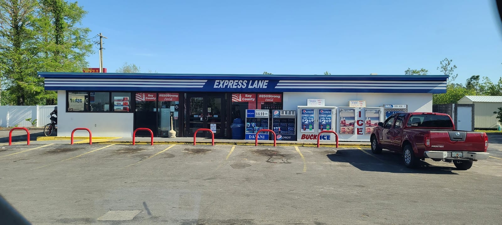 Exxon, photo 2
