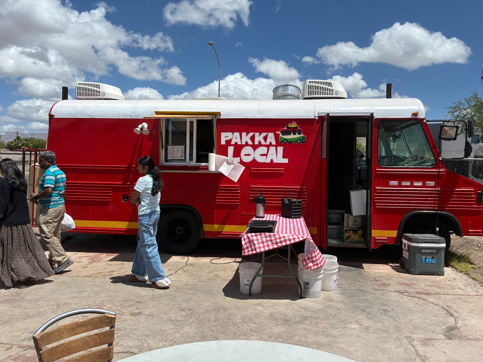 Pakka Local Food Truck