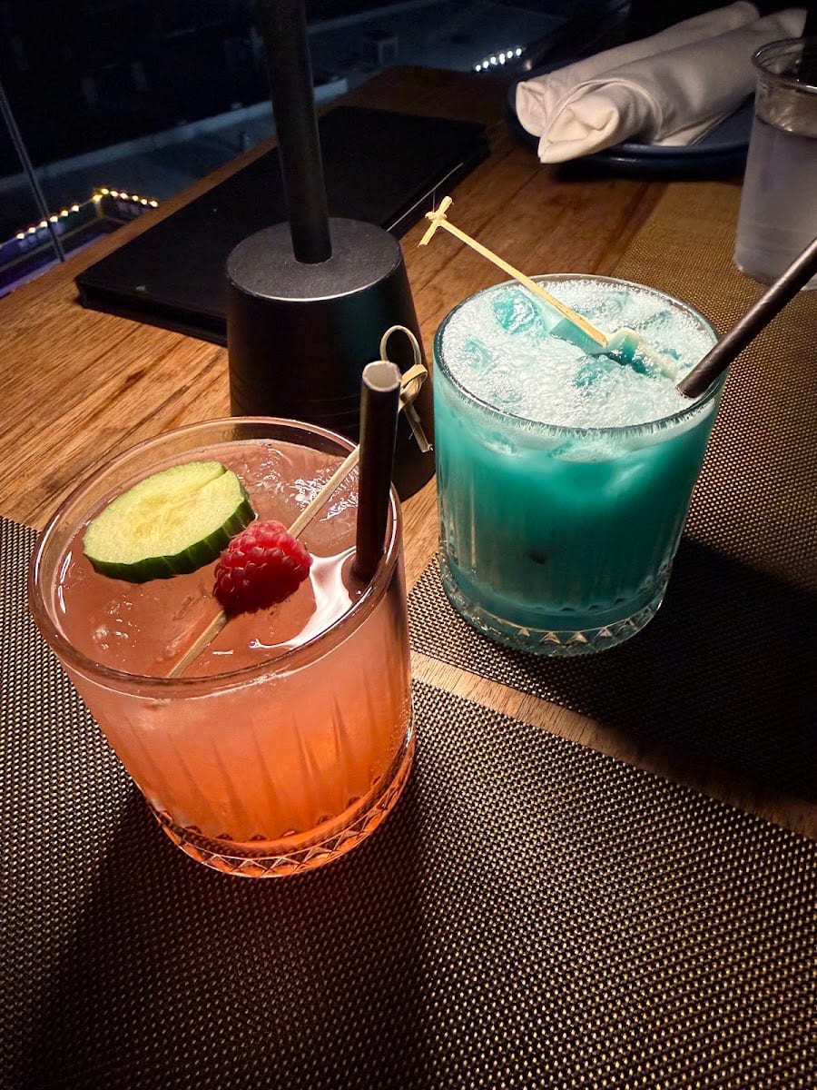 Parkestry Rooftop Bar & Lounge