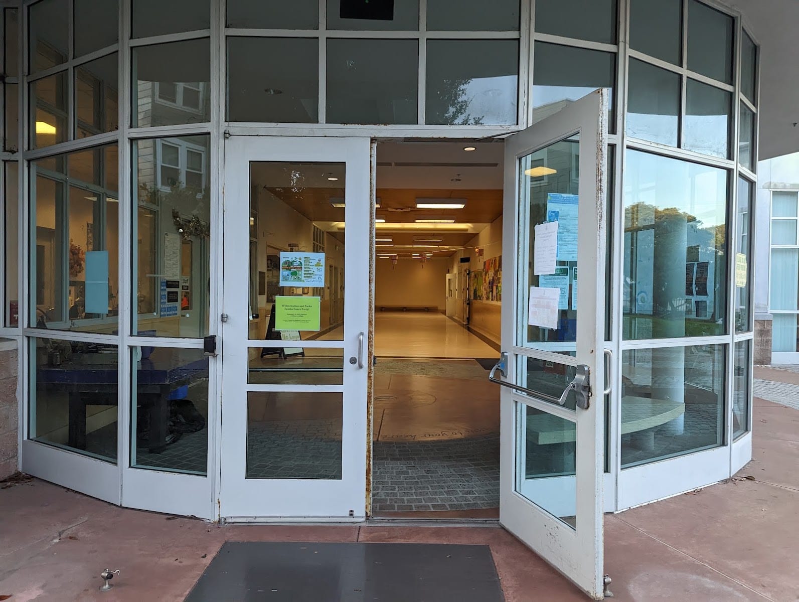 Richmond Recreation Center, photo 2