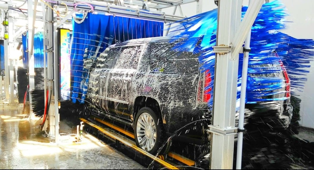 Super Star Car Wash - Mesa Dr & University Dr, photo 2