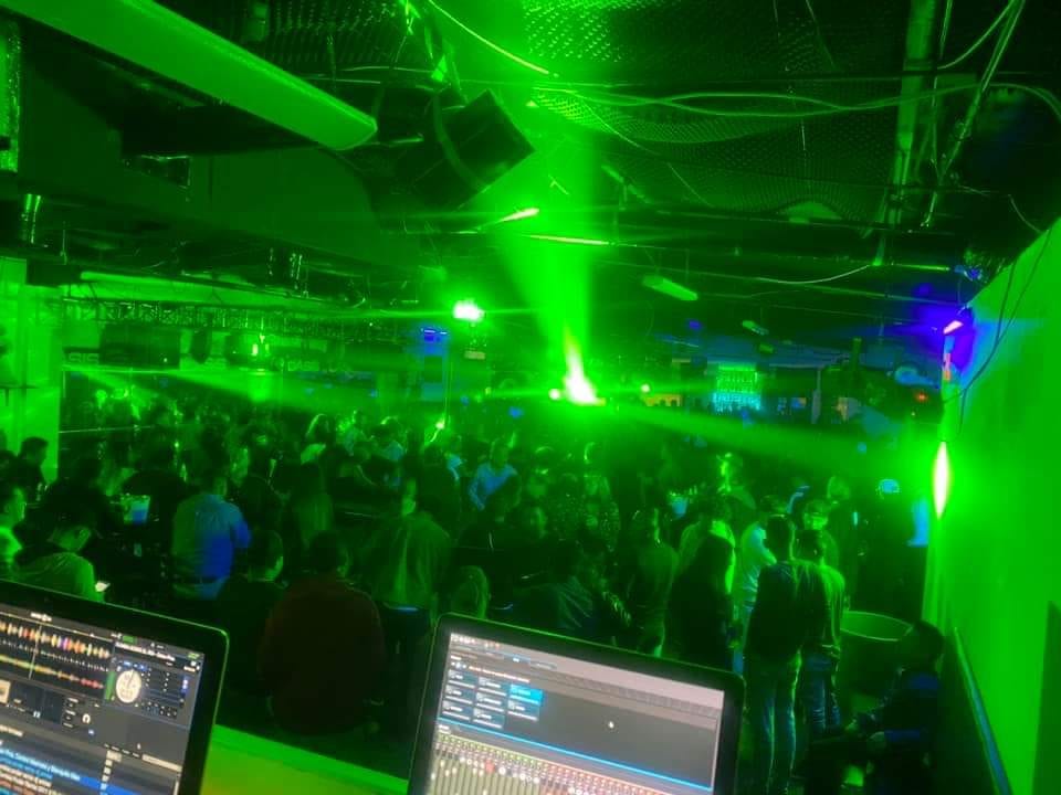 Oasis Cantina & Sports Bar