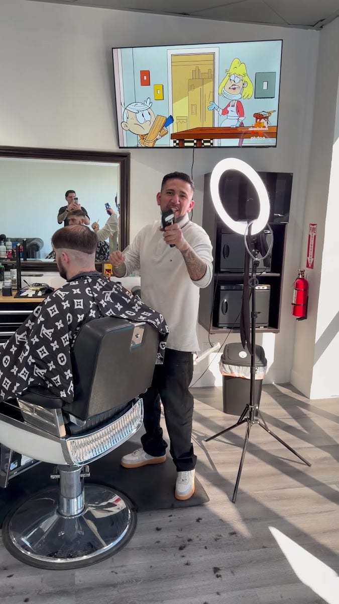 The club barber shop, photo 3