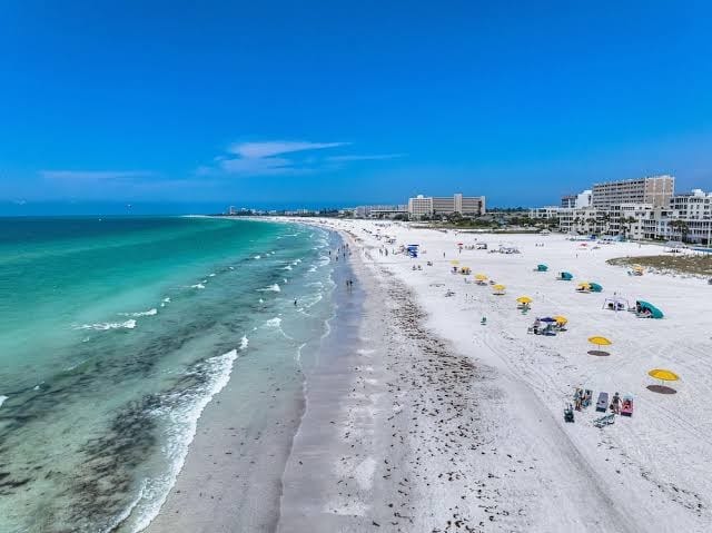Crescent Siesta Key Condominium Association, photo 3