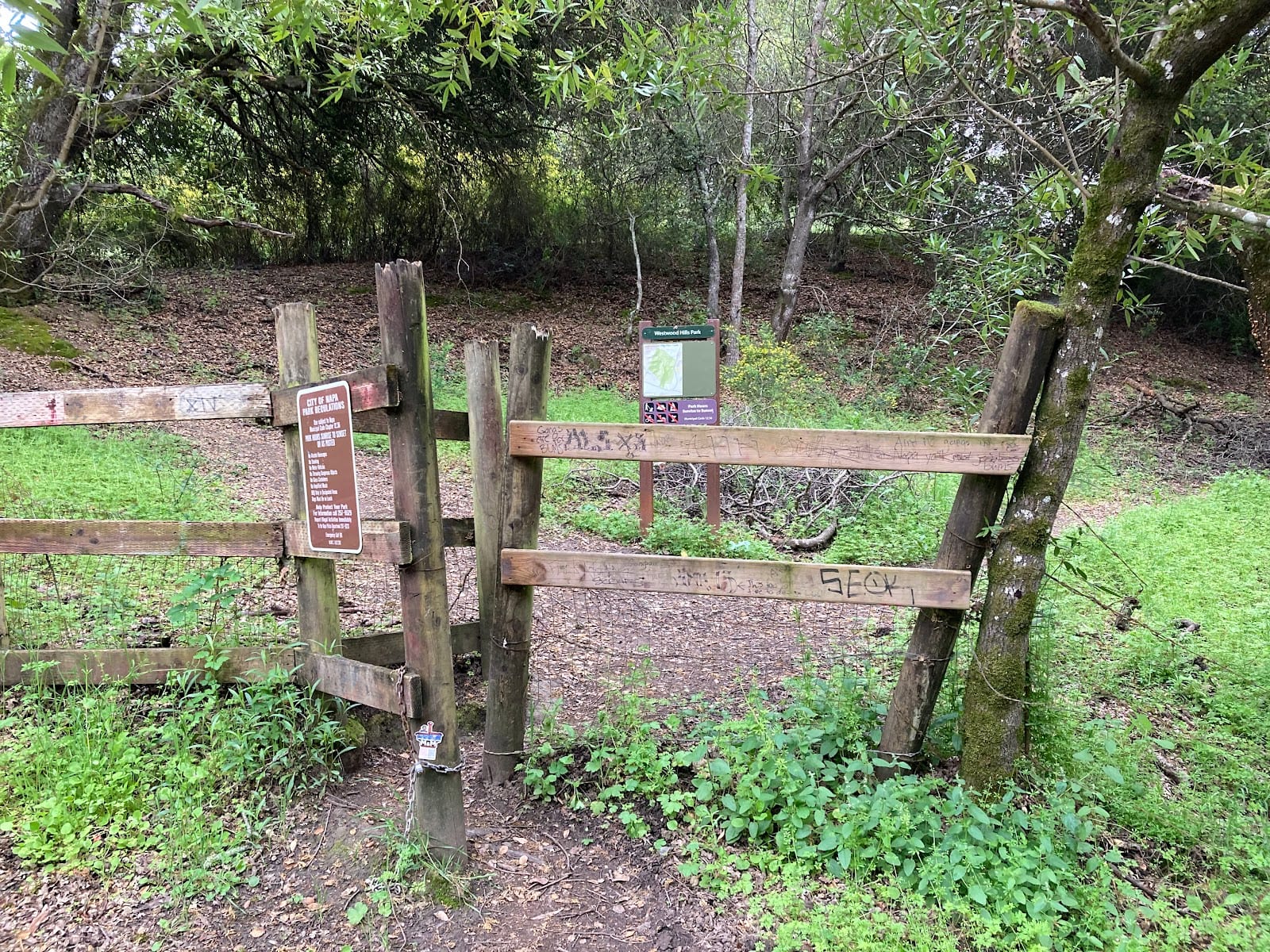 Westwood Hills - Thompson Trail Entry