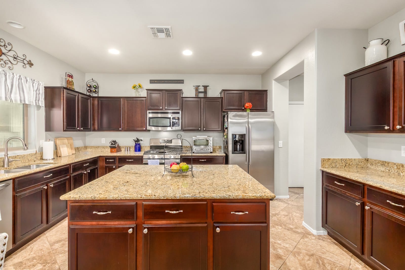 Hannah Clement, Real Estate Agent, photo 4