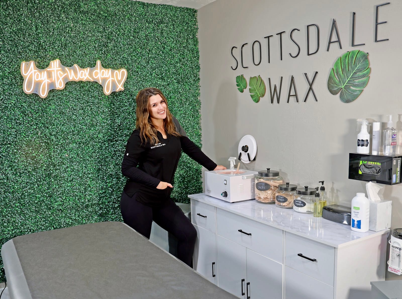 Scottsdale Wax, photo 2