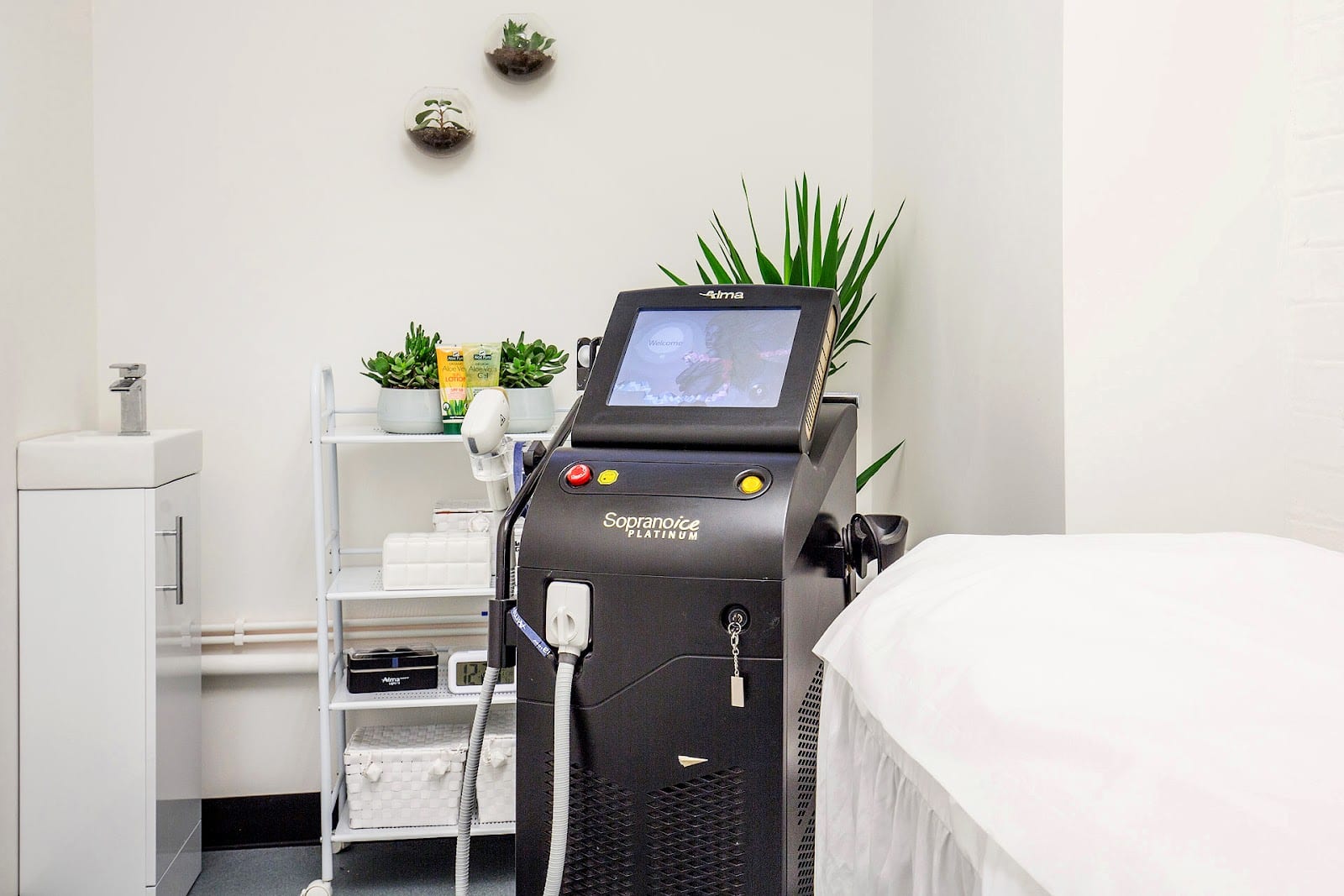 Mayfair Aesthetics Laser & Skin Clinic - Moorgate