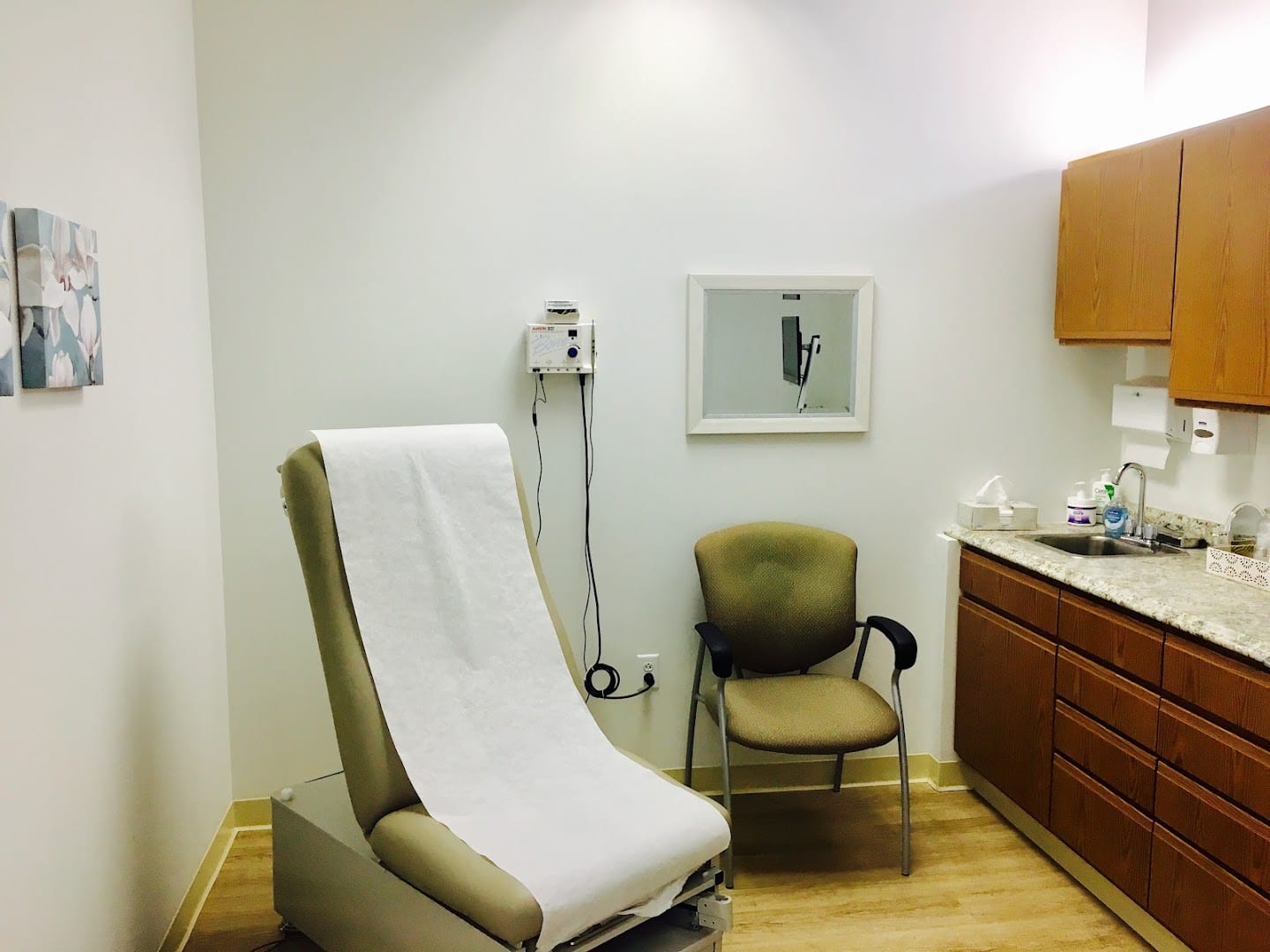 Wolff Dermatology, photo 2