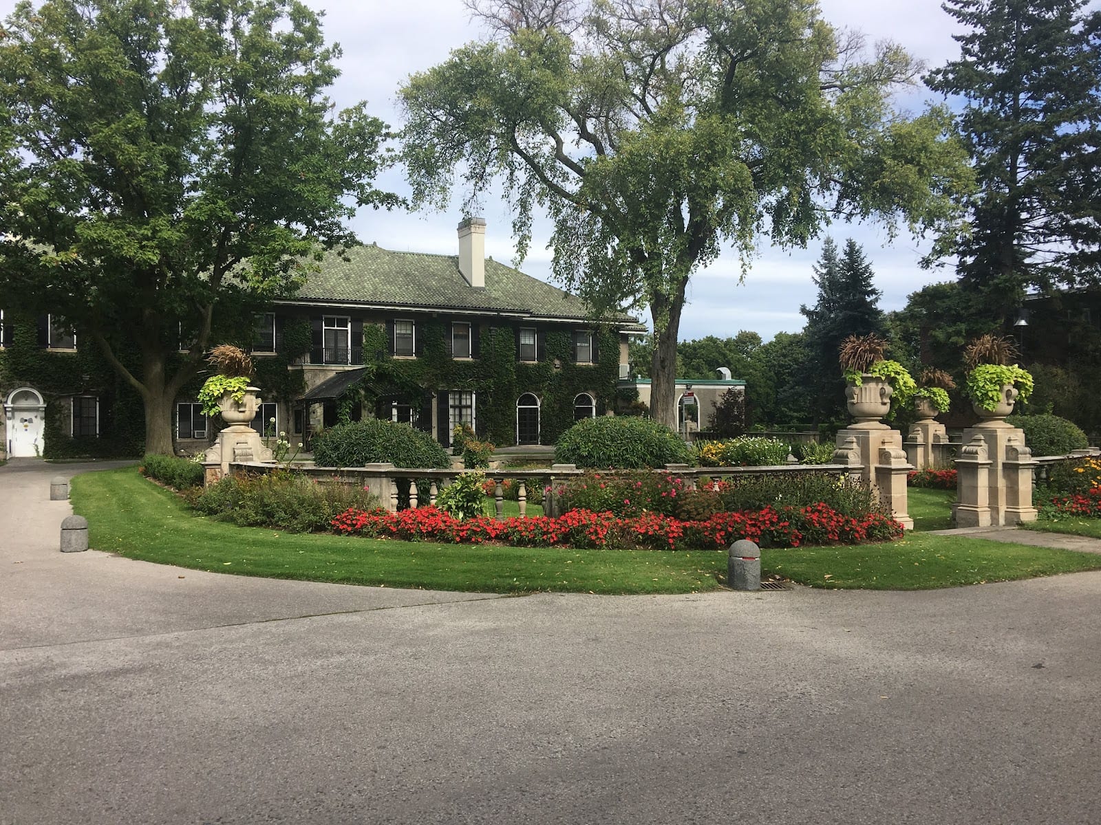 Glendon Gallery